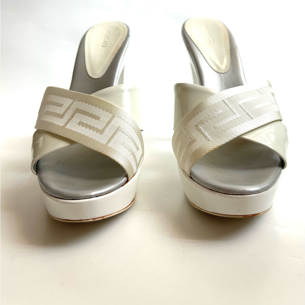 Versace Clogs - Picture 5 of 9